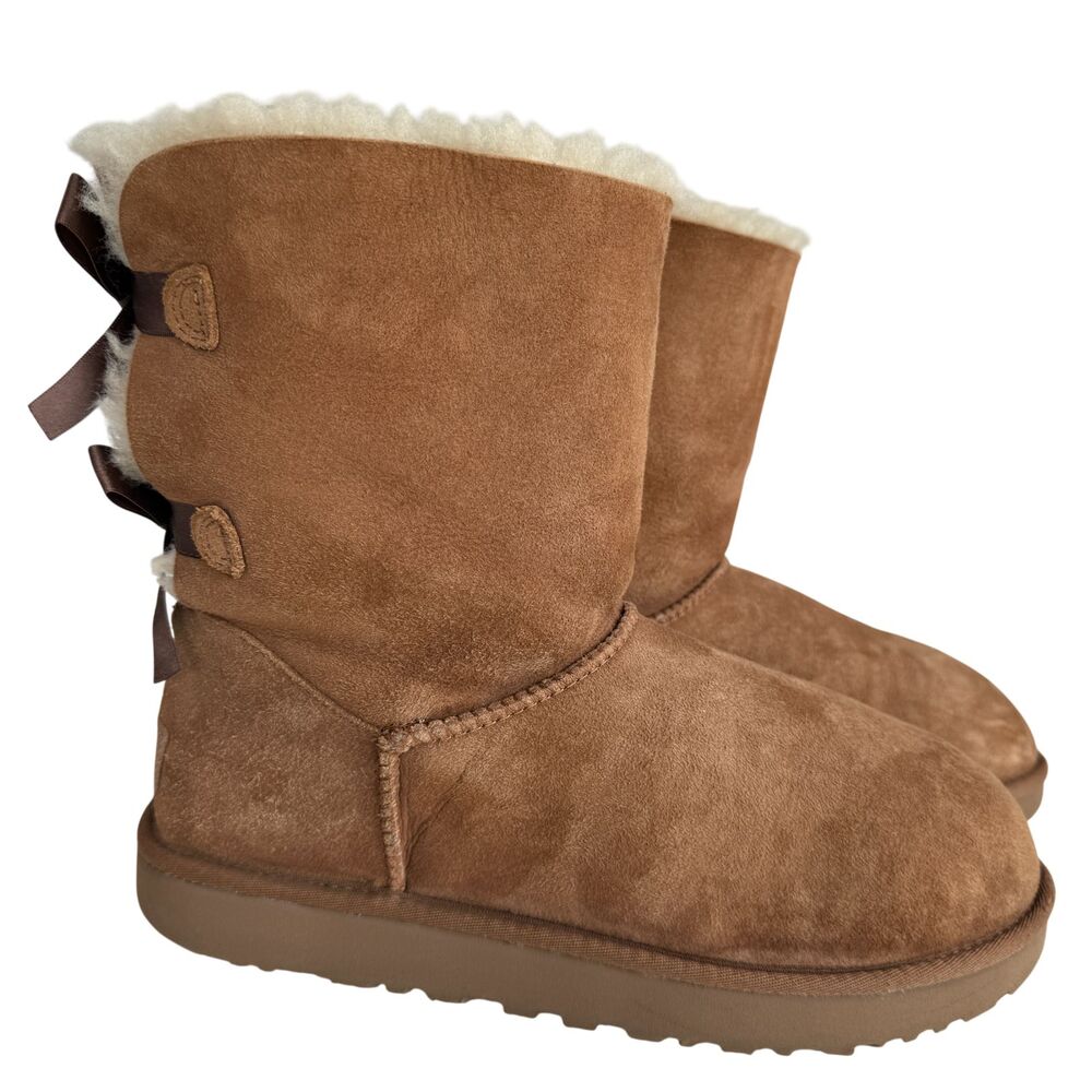 UGG Bailley Bow II Chestnut Women's Boot Size 11 - Excellent